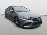 Used 2022 Toyota Camry SE image 3