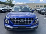 Certified 2022 Hyundai Venue Limited image 2