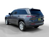 Used 2024 Jeep Grand Cherokee Laredo image 3
