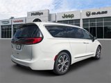New 2025 Chrysler Pacifica Pinnacle image 4