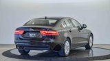 Used 2018 Jaguar XE Premium image 4
