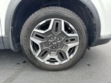 Used 2021 Hyundai Santa Fe SEL Premium image 2