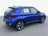 New 2025 Hyundai Venue SEL image 3