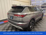 Used 2023 Mitsubishi Outlander SE image 3