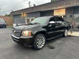 Used 2013 Chevrolet Avalanche LTZ image 3