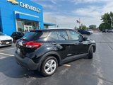 Used 2019 Nissan Kicks S image 3