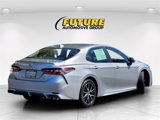 Used 2023 Toyota Camry SE image 4