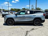 Used 2024 GMC Terrain SLE w/ Driver Convenience Package image 4