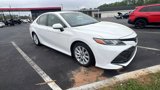 Used 2018 Toyota Camry SE image 3