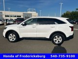 Used 2021 Kia Sorento LX image 2