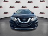 Used 2018 Nissan Rogue SV image 2
