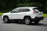 Used 2019 Jeep Cherokee Latitude w/ Popular Appearance Group image 4