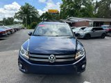 Used 2015 Volkswagen Tiguan SE image 2