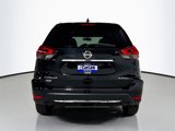 Used 2017 Nissan Rogue SV image 5