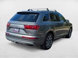 Used 2017 Audi Q7 3.0T Premium Plus image 5