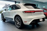 Certified 2024 Porsche Macan image 2