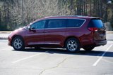 Used 2019 Chrysler Pacifica Limited w/ Advanced Safetytec Group image 4