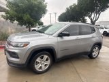 Used 2022 Jeep Compass Latitude image 2