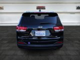 Used 2017 Kia Sorento LX w/ LX Convenience Package image 5