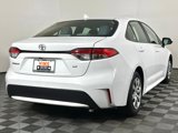 Used 2021 Toyota Corolla LE image 4
