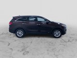 Used 2016 Kia Sorento LX w/ LX Convenience Package image 2