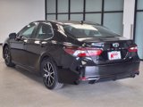 Certified 2022 Toyota Camry SE image 2
