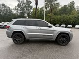 Used 2017 Jeep Grand Cherokee Altitude image 2