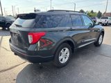 Used 2022 Ford Explorer XLT w/ Equipment Group 202A image 5