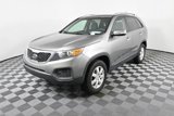 Used 2011 Kia Sorento LX image 2