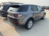 Used 2017 Land Rover Discovery Sport SE image 5
