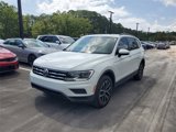 Used 2021 Volkswagen Tiguan SE w/ Panoramic Sunroof Package image 4