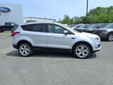 Used 2019 Ford Escape Titanium image 2