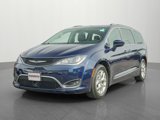 Used 2019 Chrysler Pacifica Touring-L Plus w/ Advanced Safetytec Group image 3