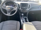Used 2022 Chevrolet Equinox LT image 3