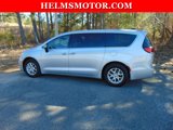 Certified 2023 Chrysler Pacifica Touring-L image 4