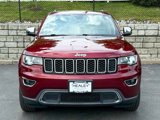 Used 2017 Jeep Grand Cherokee Limited image 4