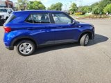Used 2020 Hyundai Venue SE image 2