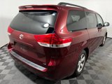 Used 2014 Toyota Sienna LE image 5