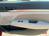 Used 2020 Hyundai Elantra SEL image 3