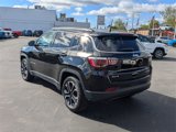 Used 2022 Jeep Compass Limited image 4