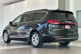 Used 2022 Chrysler Pacifica Limited image 6