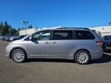 Used 2012 Toyota Sienna XLE image 4