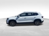 Used 2025 Volkswagen Taos SE image 4
