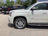 Used 2018 GMC Yukon SLT w/ Premium Edition image 2