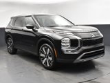 New 2025 Mitsubishi Outlander SE image 2