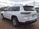Used 2023 Jeep Grand Cherokee L Laredo image 3