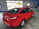 Used 2013 Ford Focus SE w/ SE Winter Pkg image 2