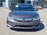 Used 2017 Honda Accord Sport image 2