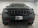 Used 2019 Jeep Cherokee Trailhawk image 3
