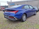 New 2025 Hyundai Elantra SE image 4